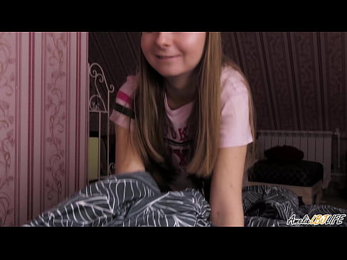 ❤️ Blondie thith thellë BFF-në e saj dhe merr spermë në gojën e saj ☑ Porno në sq.pornsexer.ru ❌❤